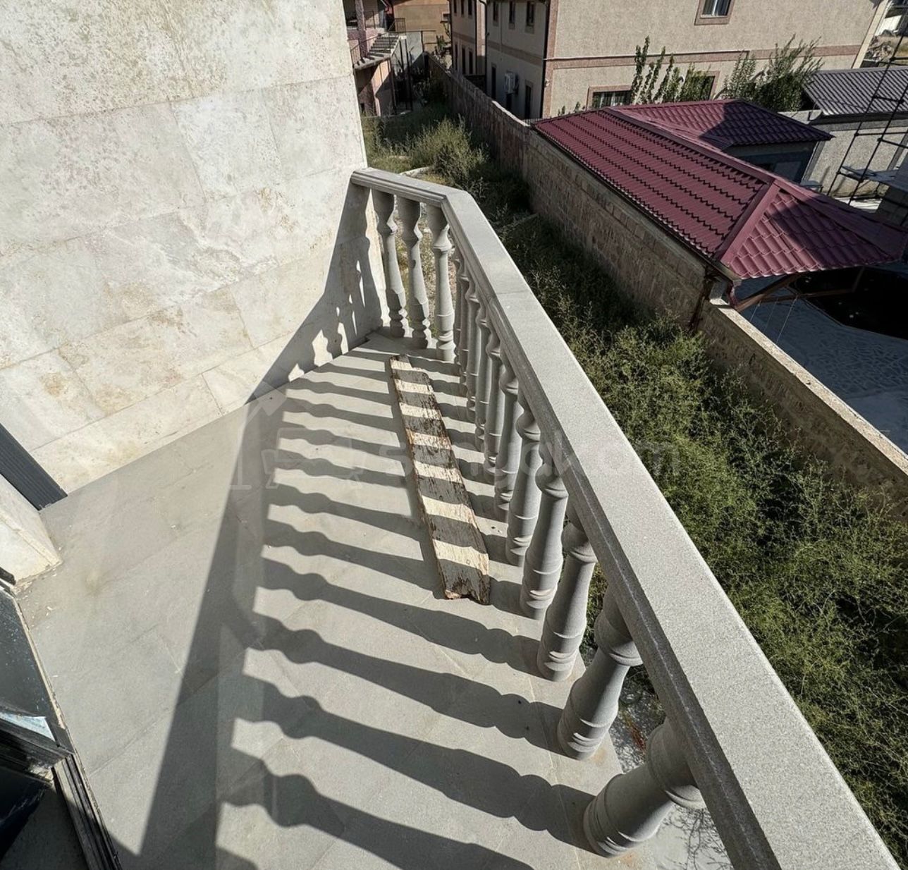 5 Սենյականոց Շքեղ Առանձնատուն, 256քմ, Ավտոտնակով