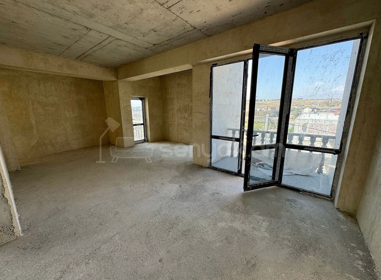 5 Սենյականոց Շքեղ Առանձնատուն, 256քմ, Ավտոտնակով