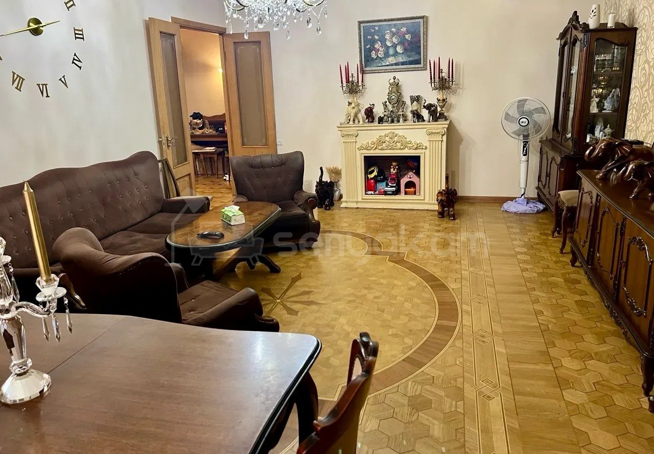 3 Սենյականոց Բնակարան, 81քմ, 2/14 հարկ, Կապիտալ Վերանորոգված