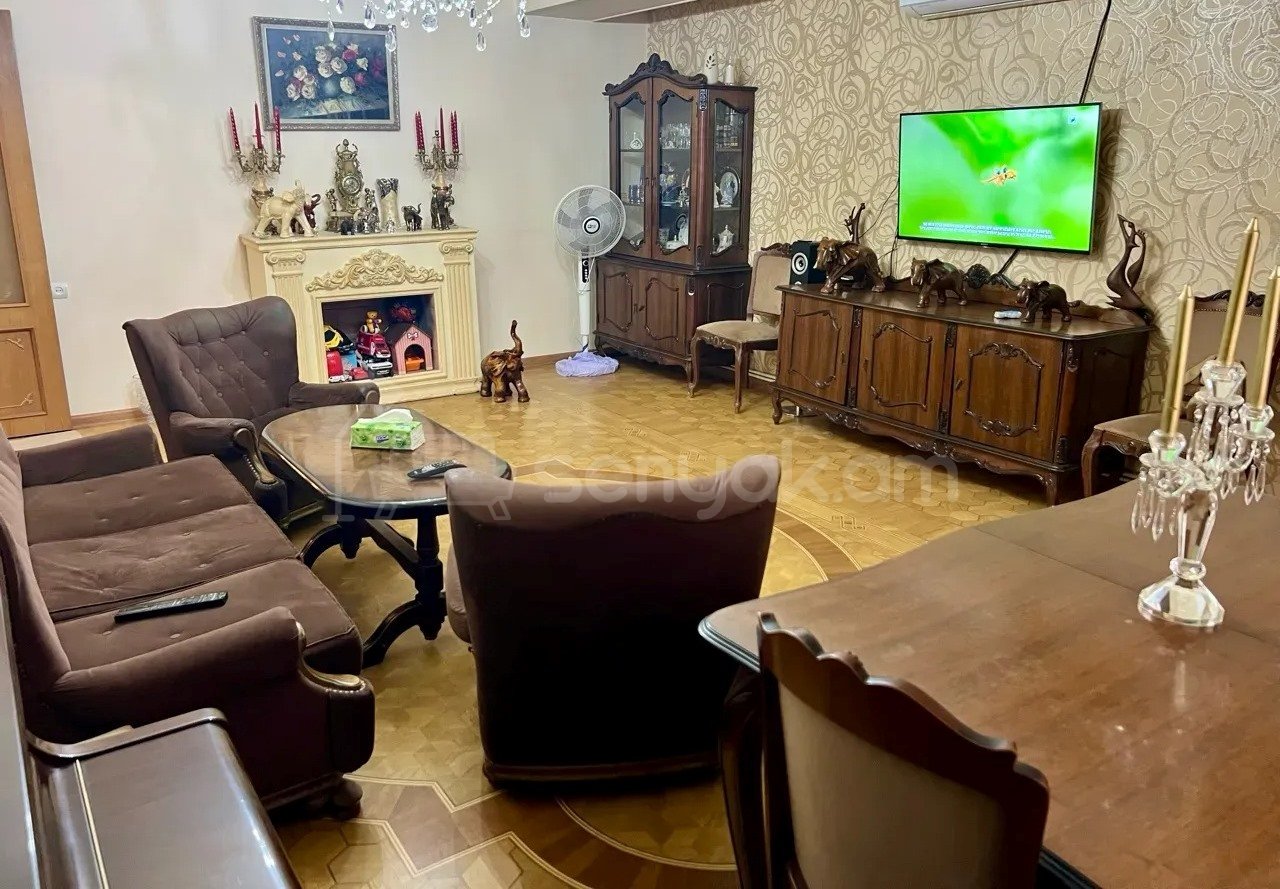 3 Սենյականոց Բնակարան, 81քմ, 2/14 հարկ, Կապիտալ Վերանորոգված