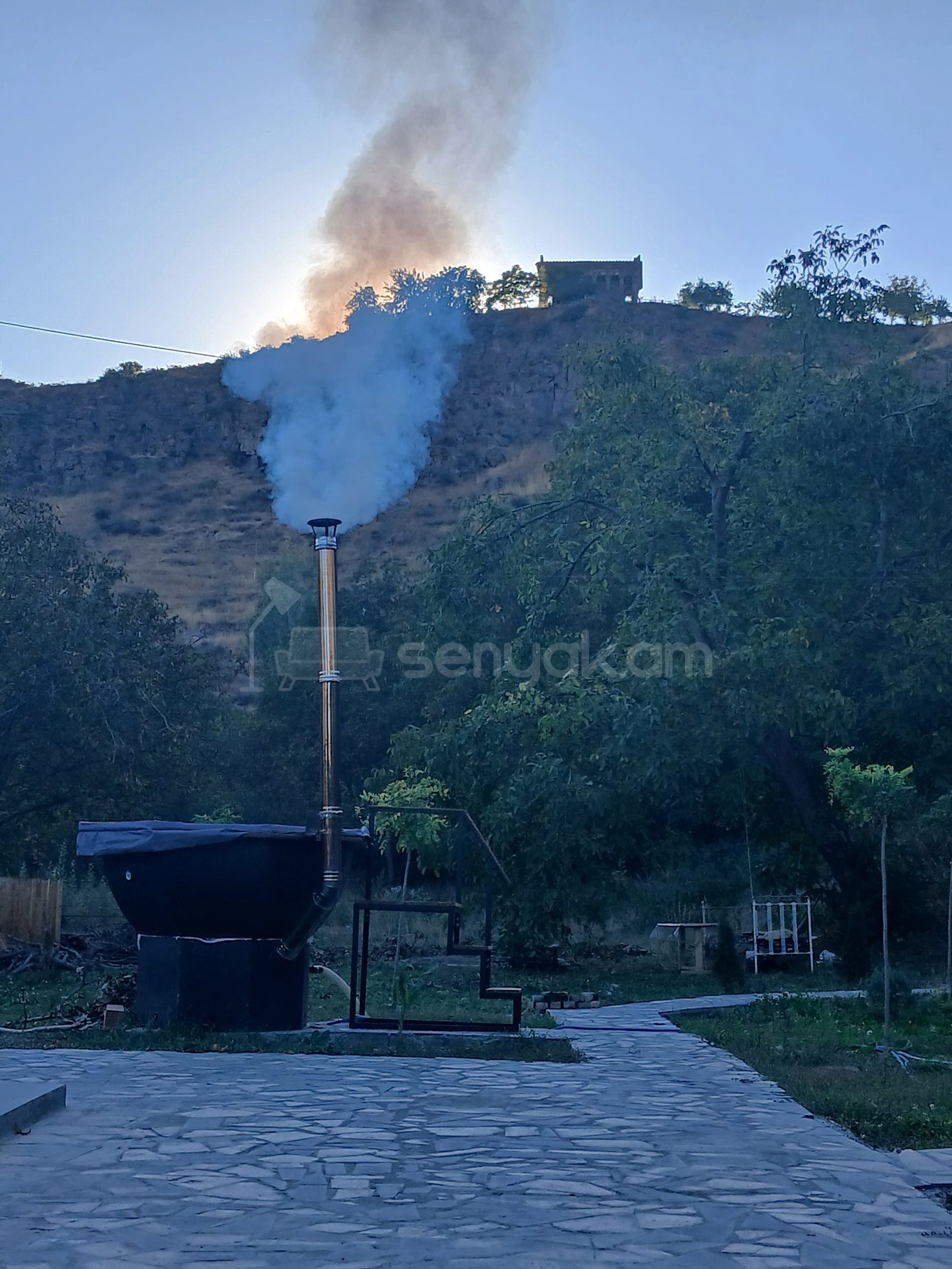 1 Սենյականոց Բնակարան, 16քմ, 1/1 հարկ, Դիզայներական Վերանորոգված