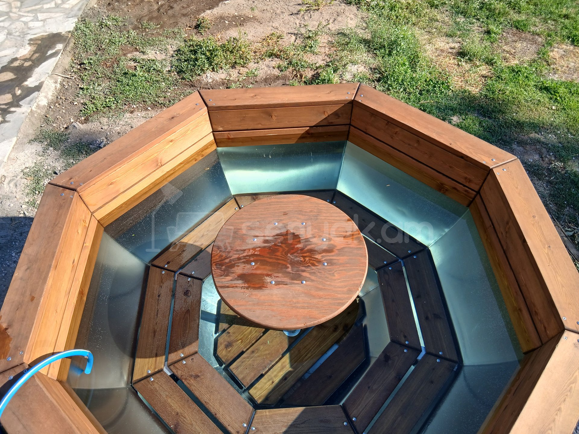 1 Սենյականոց Բնակարան, 16քմ, 1/1 հարկ, Դիզայներական Վերանորոգված