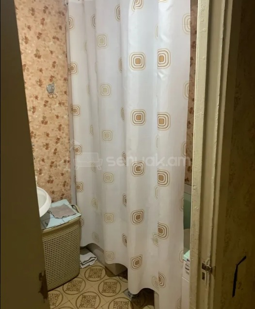 1 Սենյականոց Բնակարան, 56քմ, 4/9 հարկ, Նորմալ Վիճակում