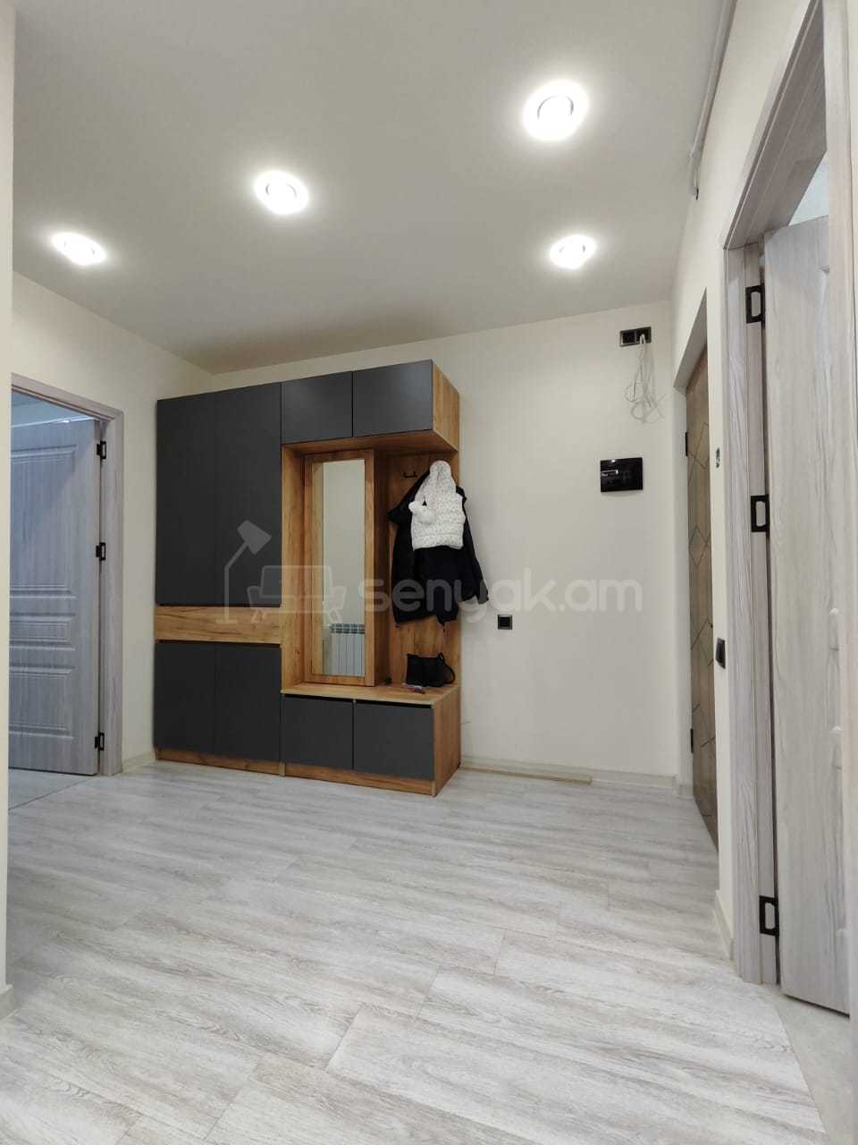 2 Սենյականոց Բնակարան Նորակառույցում, 50քմ, 9/12 հարկ, Դիզայներական Վերանորոգված, Կահավորված