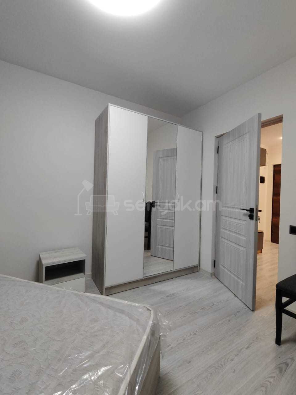 2 Սենյականոց Բնակարան Նորակառույցում, 50քմ, 9/12 հարկ, Դիզայներական Վերանորոգված, Կահավորված