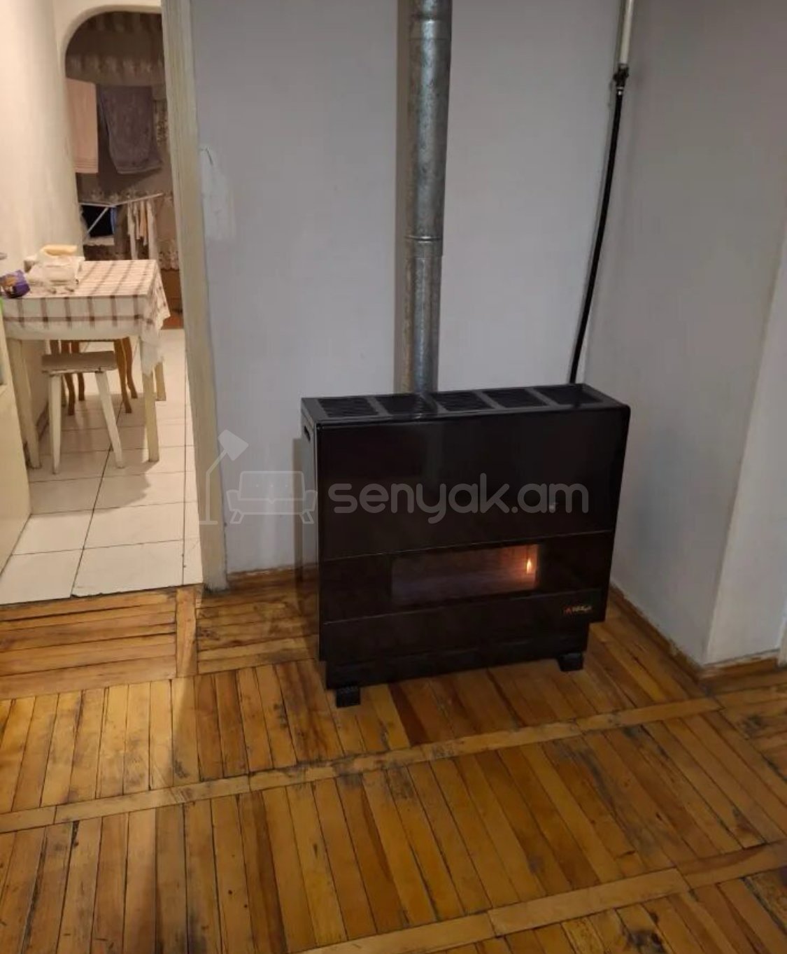 3 Սենյականոց Բնակարան, 80քմ, 2/9 հարկ, Նորմալ Վիճակում, Կահավորված