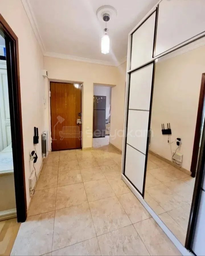 3 Սենյականոց Բնակարան, 80քմ, 1/9 հարկ, Դիզայներական Վերանորոգված, Կահավորված