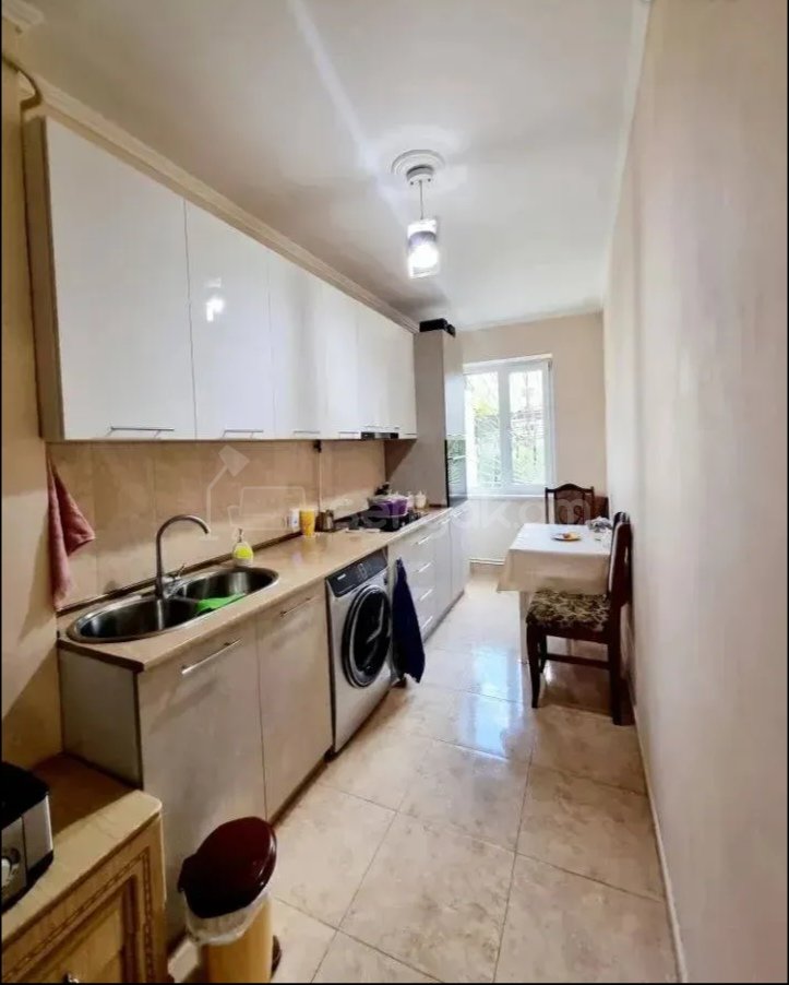 3 Սենյականոց Բնակարան, 80քմ, 1/9 հարկ, Դիզայներական Վերանորոգված, Կահավորված