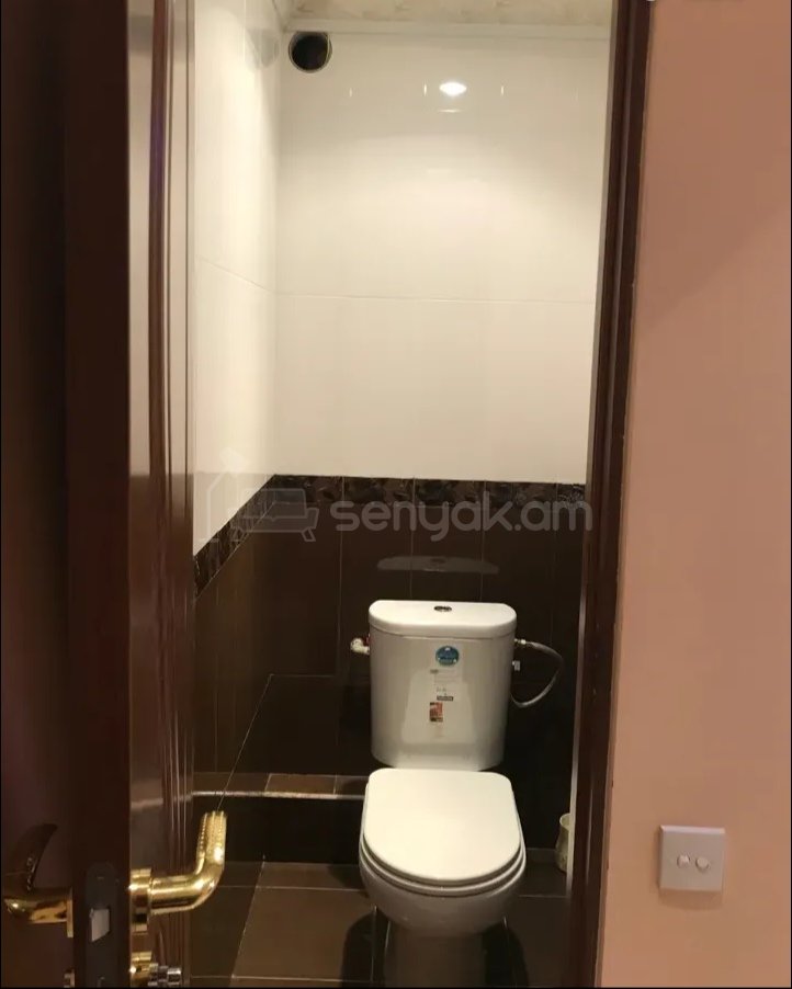 3 Սենյականոց Բնակարան, 80քմ, 3/14 հարկ, Նորմալ Վիճակում, Կահավորված