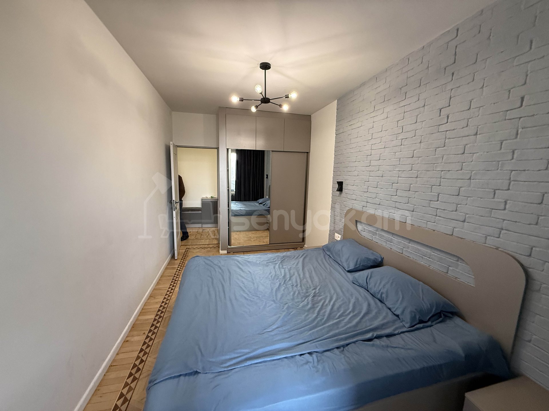 2 Սենյականոց Բնակարան Քարե Շենքում, 55քմ, 4/7 հարկ, Դիզայներական Վերանորոգված