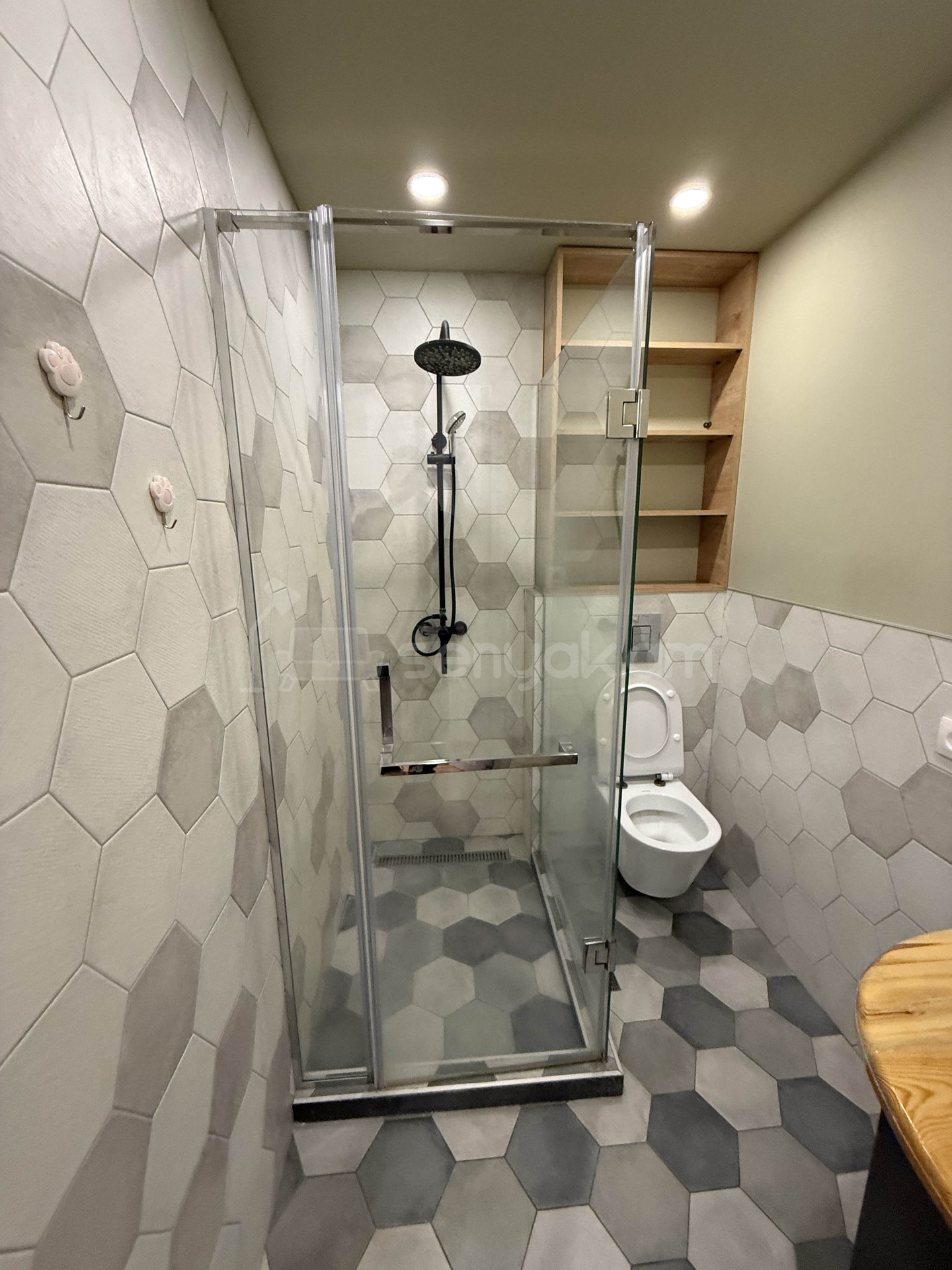 2 Սենյականոց Բնակարան Քարե Շենքում, 55քմ, 4/7 հարկ, Դիզայներական Վերանորոգված