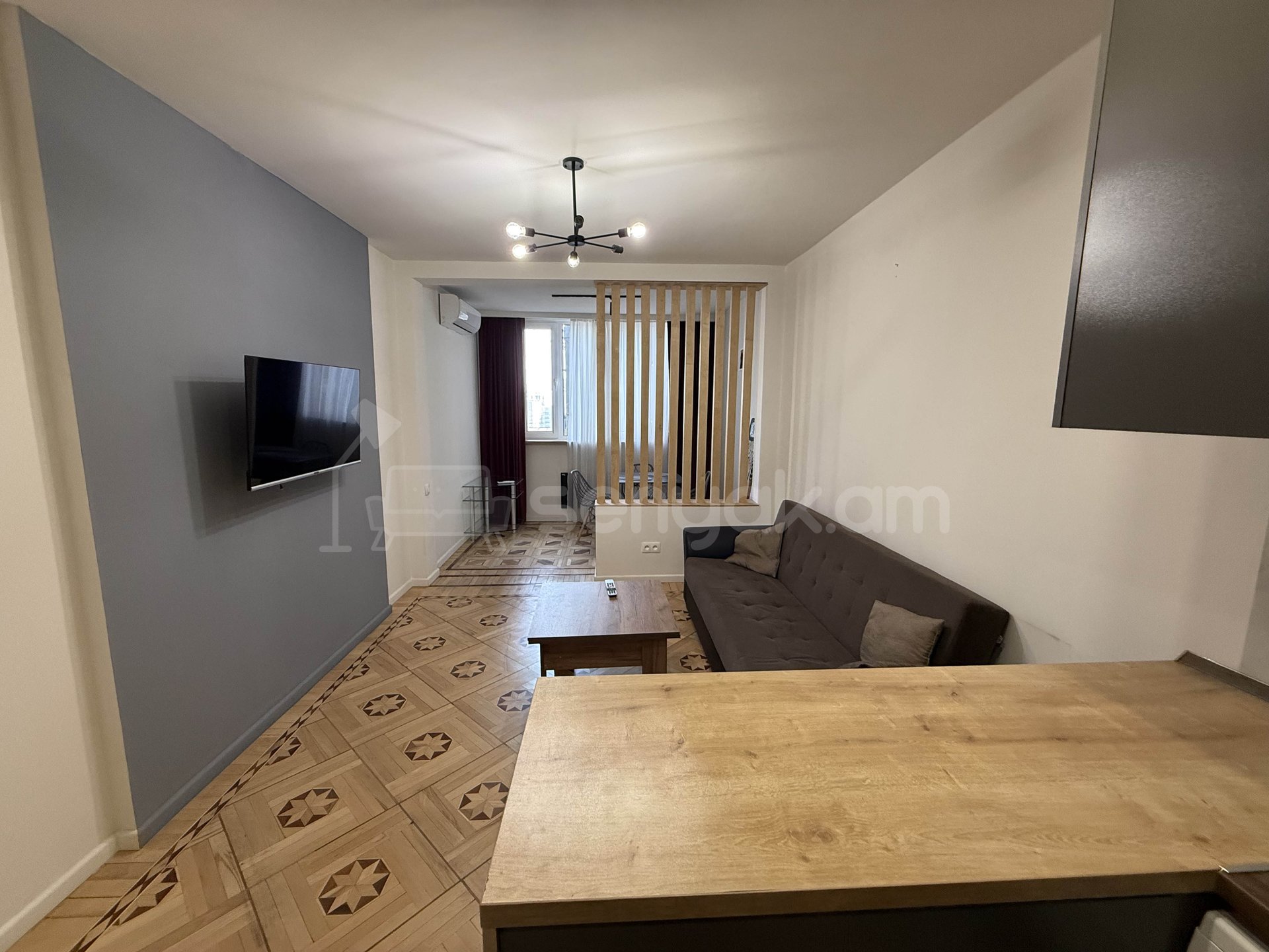 2 Սենյականոց Բնակարան Քարե Շենքում, 55քմ, 4/7 հարկ, Դիզայներական Վերանորոգված