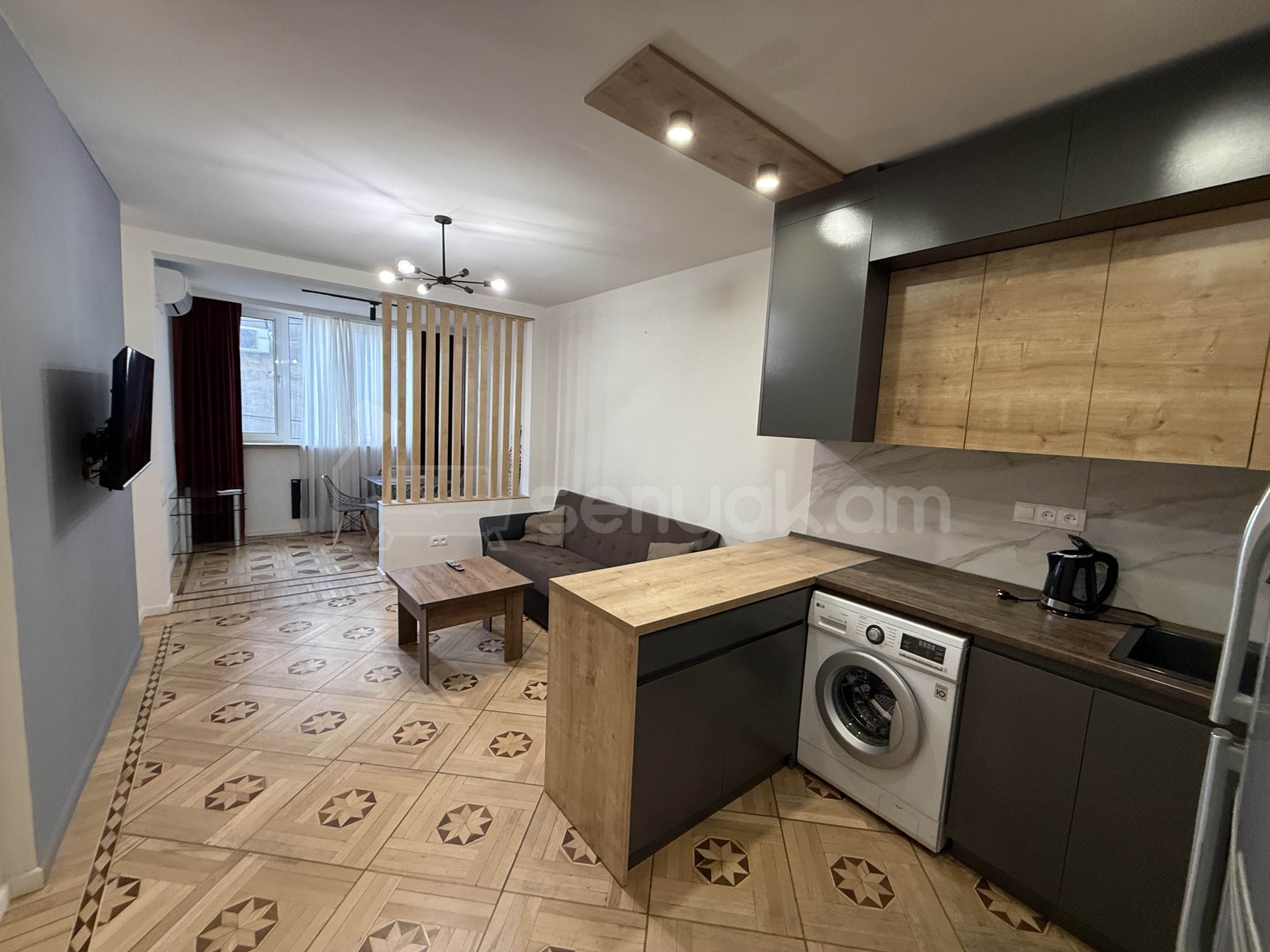 2 Սենյականոց Բնակարան Քարե Շենքում, 55քմ, 4/7 հարկ, Դիզայներական Վերանորոգված