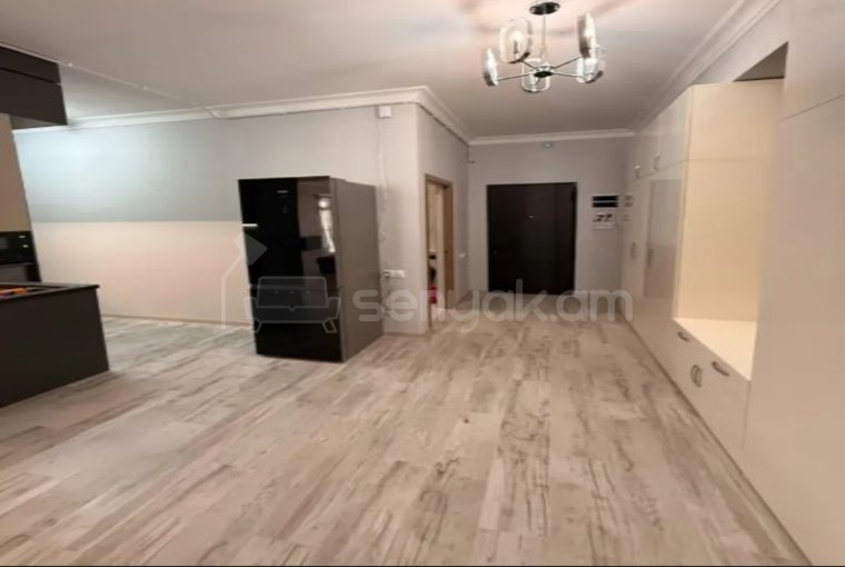 3 Սենյականոց Բնակարան, 80քմ, 8/16 հարկ, Կապիտալ Վերանորոգված, Կահավորված, Արևկող