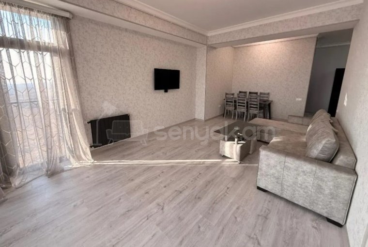 3 Սենյականոց Բնակարան, 80քմ, 8/16 հարկ, Կապիտալ Վերանորոգված, Կահավորված, Արևկող