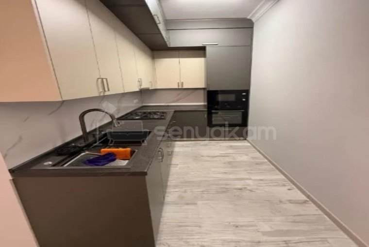 3 Սենյականոց Բնակարան, 80քմ, 8/16 հարկ, Կապիտալ Վերանորոգված, Կահավորված, Արևկող