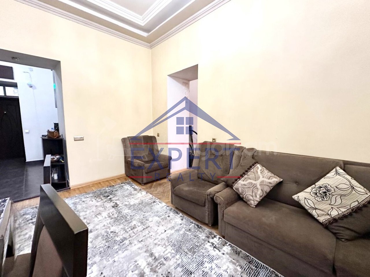 3 Սենյականոց Բնակարան Քարե Շենքում, 68քմ, 2/4 հարկ, Կապիտալ Վերանորոգված, Կահավորված, Արևկող