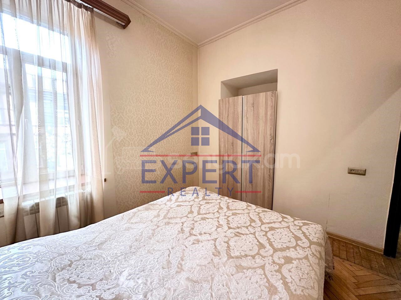 3 Սենյականոց Բնակարան Քարե Շենքում, 68քմ, 2/4 հարկ, Կապիտալ Վերանորոգված, Կահավորված, Արևկող