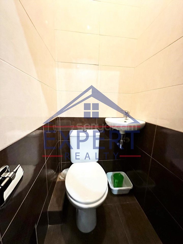 3 Սենյականոց Բնակարան Քարե Շենքում, 68քմ, 2/4 հարկ, Կապիտալ Վերանորոգված, Կահավորված, Արևկող