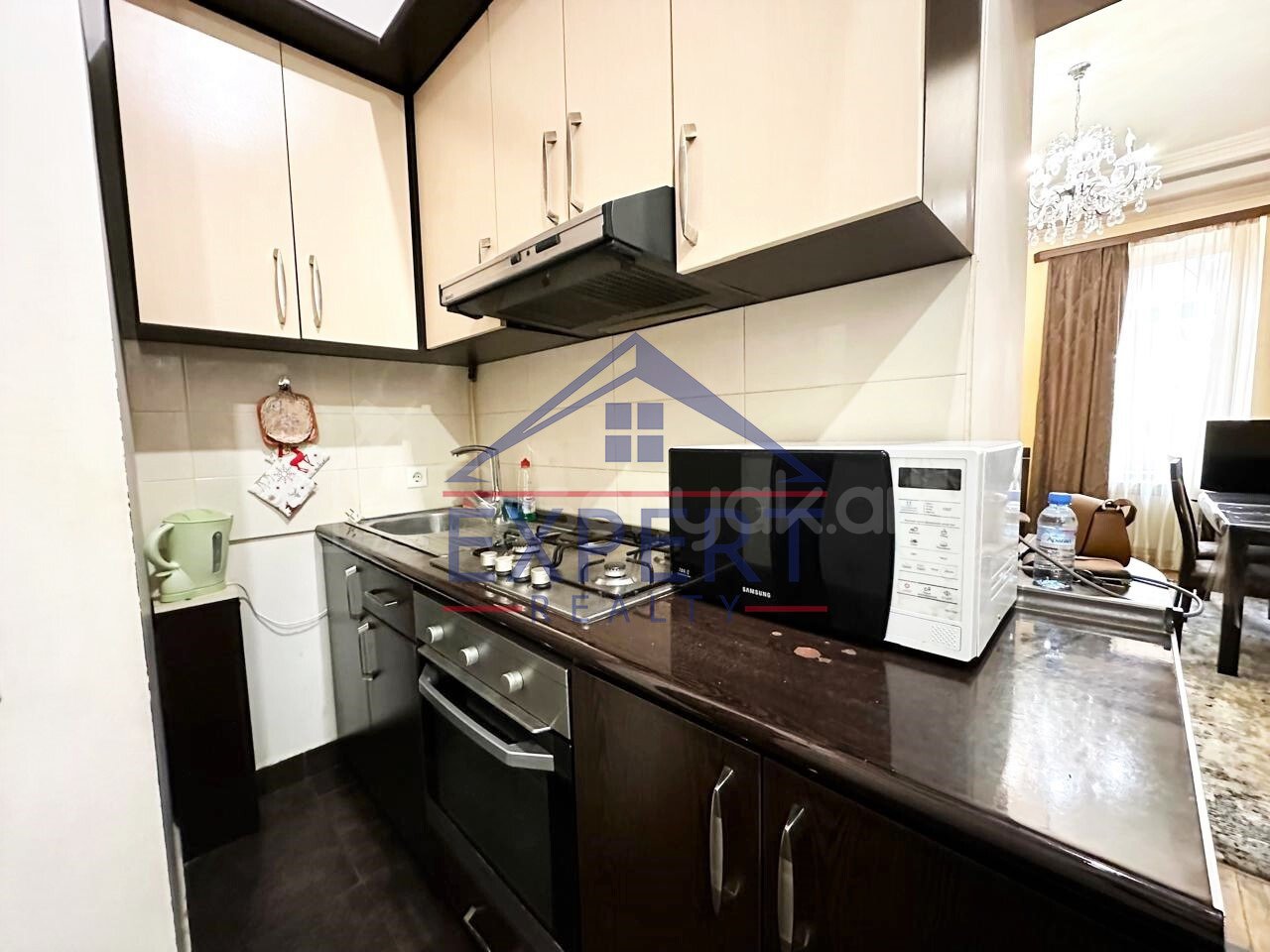 3 Սենյականոց Բնակարան Քարե Շենքում, 68քմ, 2/4 հարկ, Կապիտալ Վերանորոգված, Կահավորված, Արևկող