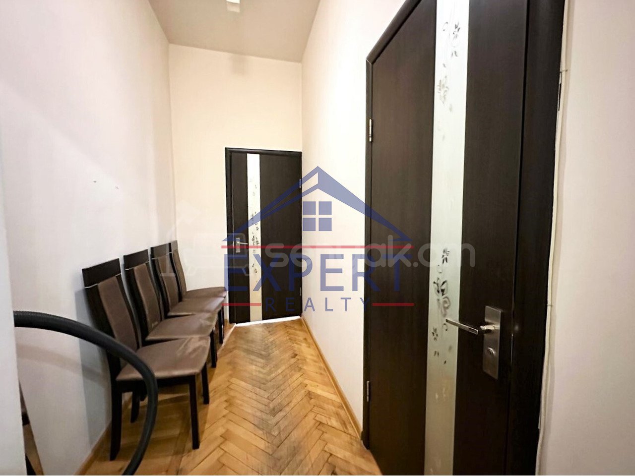 3 Սենյականոց Բնակարան Քարե Շենքում, 68քմ, 2/4 հարկ, Կապիտալ Վերանորոգված, Կահավորված, Արևկող