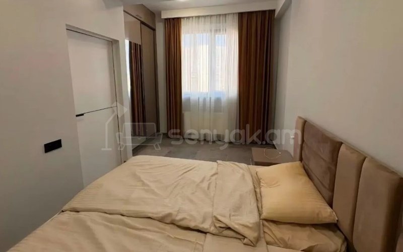 3 Սենյականոց Բնակարան, 66քմ, 12/15 հարկ, Կապիտալ Վերանորոգված, Կահավորված, Արևկող