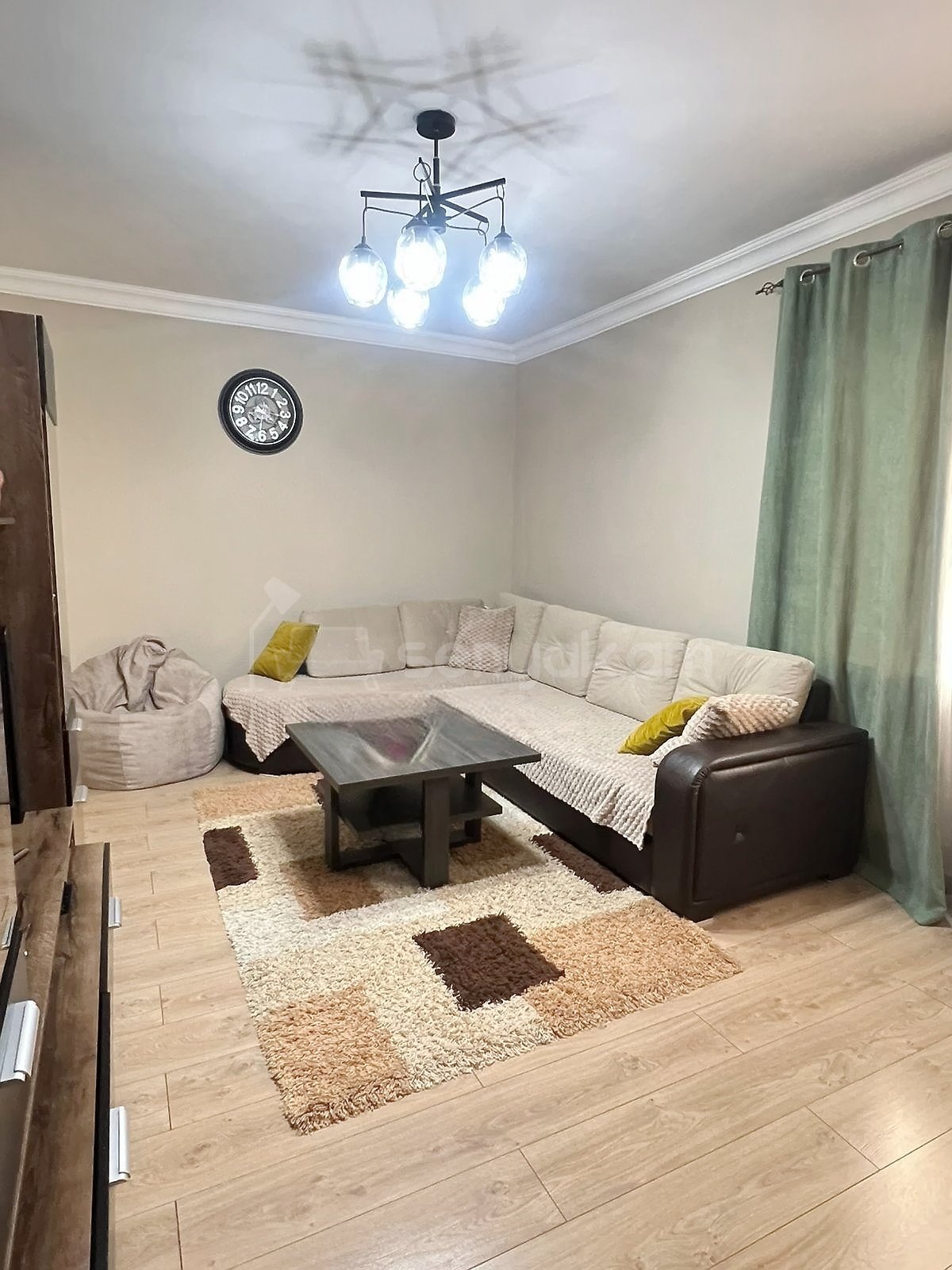 2 Սենյականոց Բնակարան Քարե Շենքում, 53քմ, 3/4 հարկ, Կապիտալ Վերանորոգված