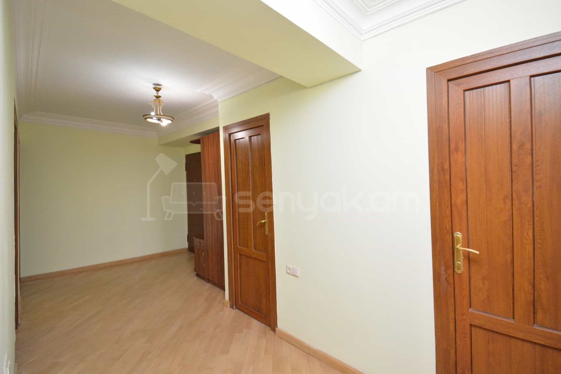 3 Սենյականոց Բնակարան Նորակառույցում, 96քմ, 4/10 հարկ, Նորմալ Վիճակում