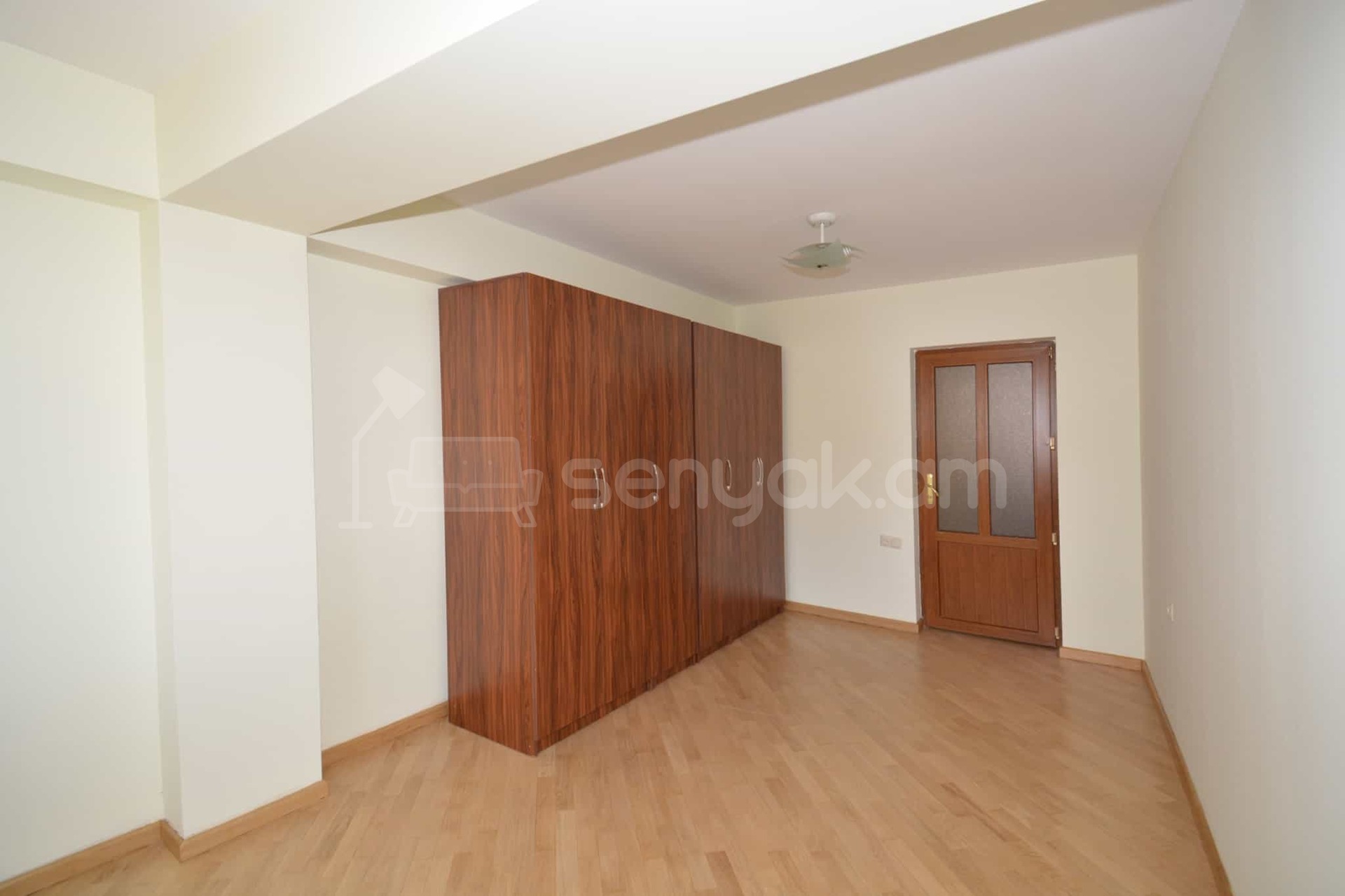 3 Սենյականոց Բնակարան Նորակառույցում, 96քմ, 4/10 հարկ, Նորմալ Վիճակում