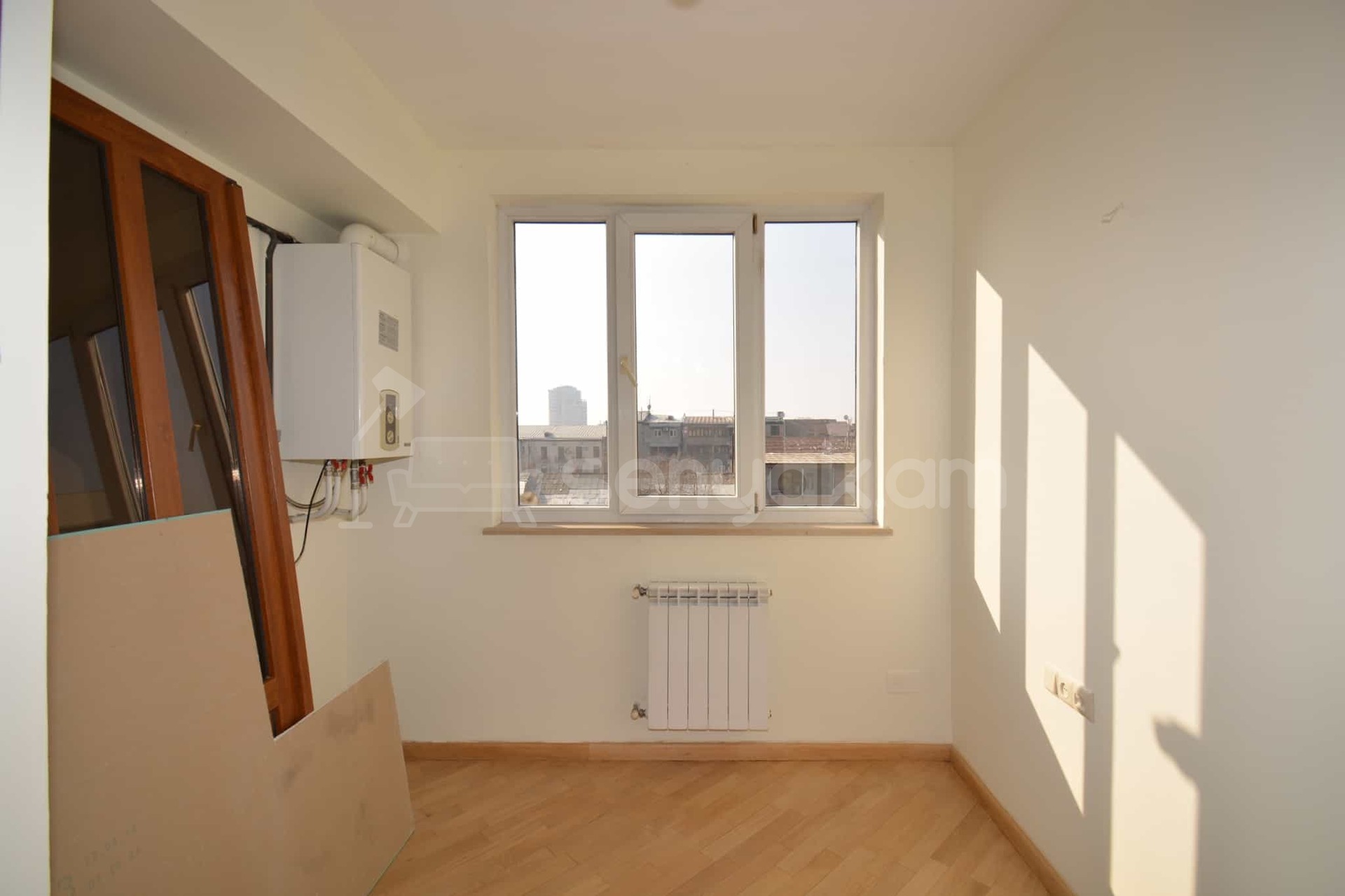 3 Սենյականոց Բնակարան Նորակառույցում, 96քմ, 4/10 հարկ, Նորմալ Վիճակում