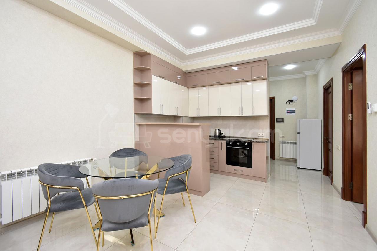 2 Սենյականոց Բնակարան, 88քմ, 5/15 հարկ, Դիզայներական Վերանորոգված