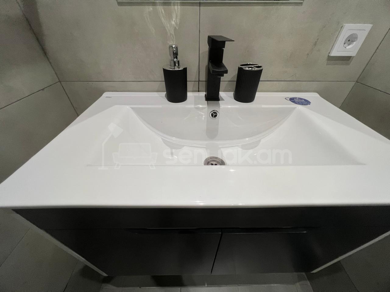 2 Սենյականոց Բնակարան Նորակառույցում, 40քմ, 6/13 հարկ, Կապիտալ Վերանորոգված