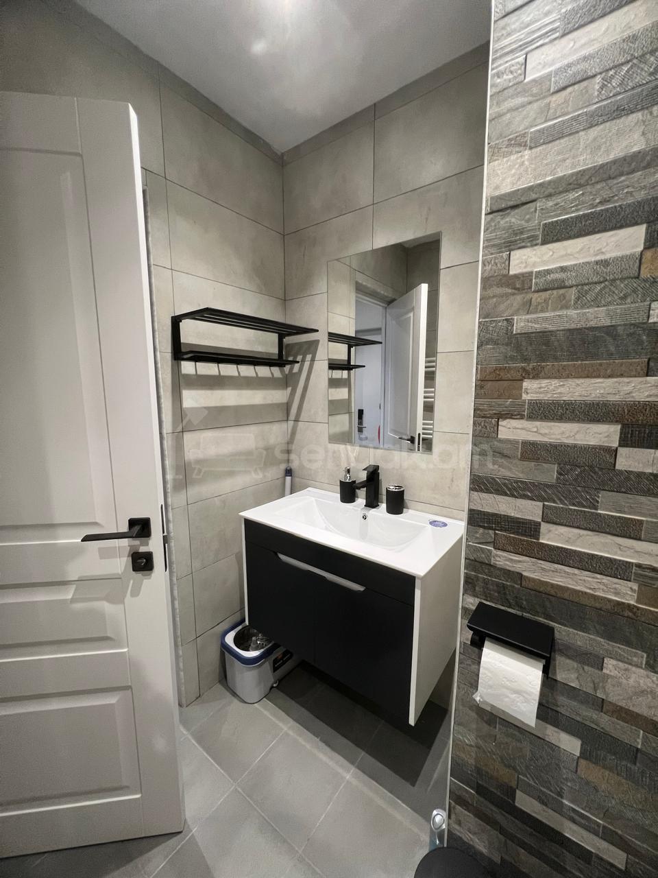 2 Սենյականոց Բնակարան Նորակառույցում, 40քմ, 6/13 հարկ, Կապիտալ Վերանորոգված