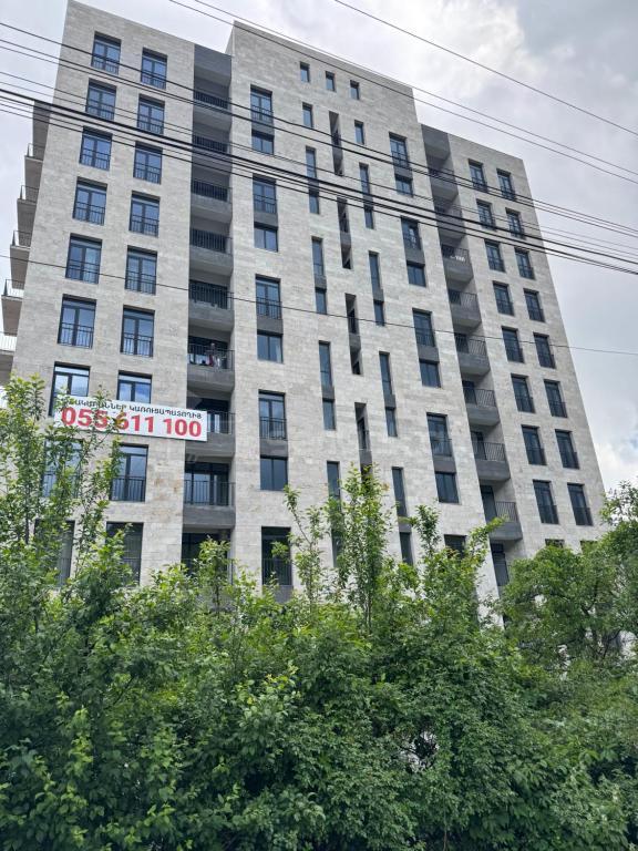 2 Սենյականոց Բնակարան Նորակառույցում, 40քմ, 6/13 հարկ, Կապիտալ Վերանորոգված