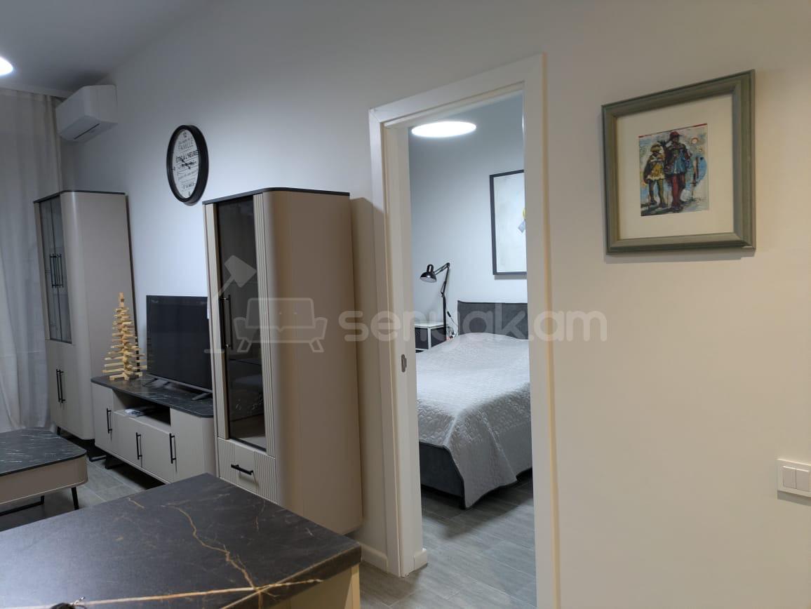 2 Սենյականոց Բնակարան Նորակառույցում, 40քմ, 6/13 հարկ, Կապիտալ Վերանորոգված