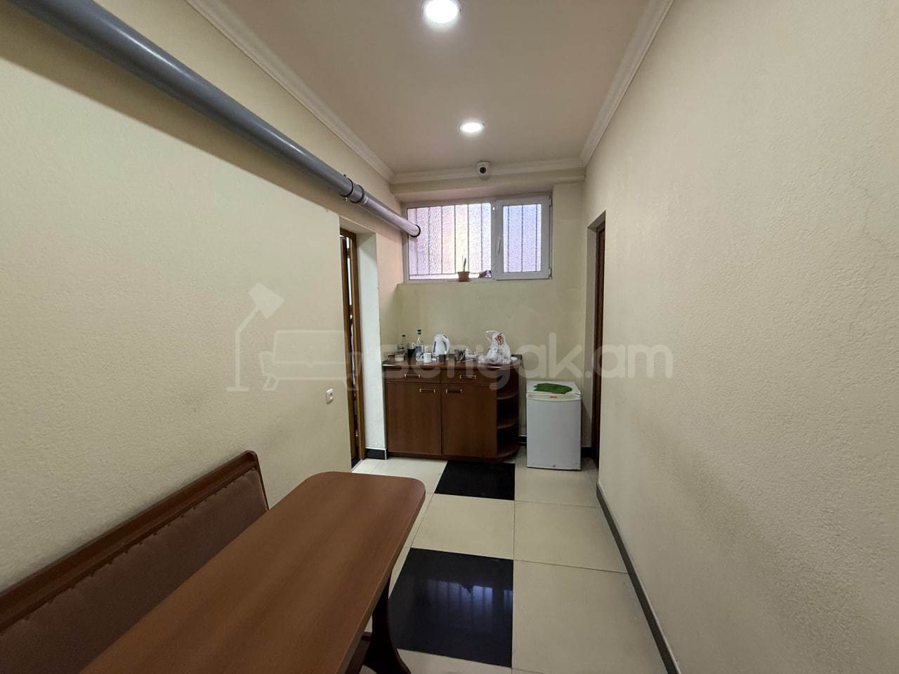 Կոմերցիոն Տարածք, 340քմ, Կապիտալ Վերանորոգված