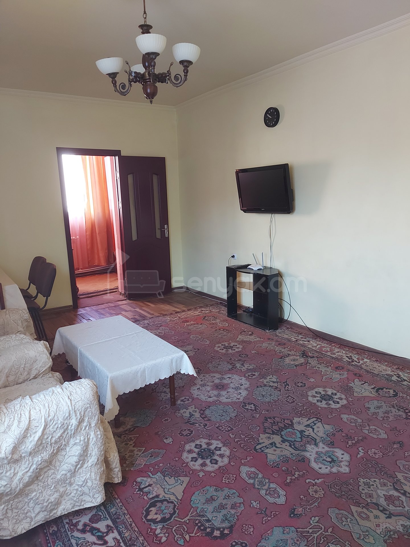 3 Սենյականոց Բնակարան, 70քմ, 6/9 հարկ, Նորմալ Վիճակում