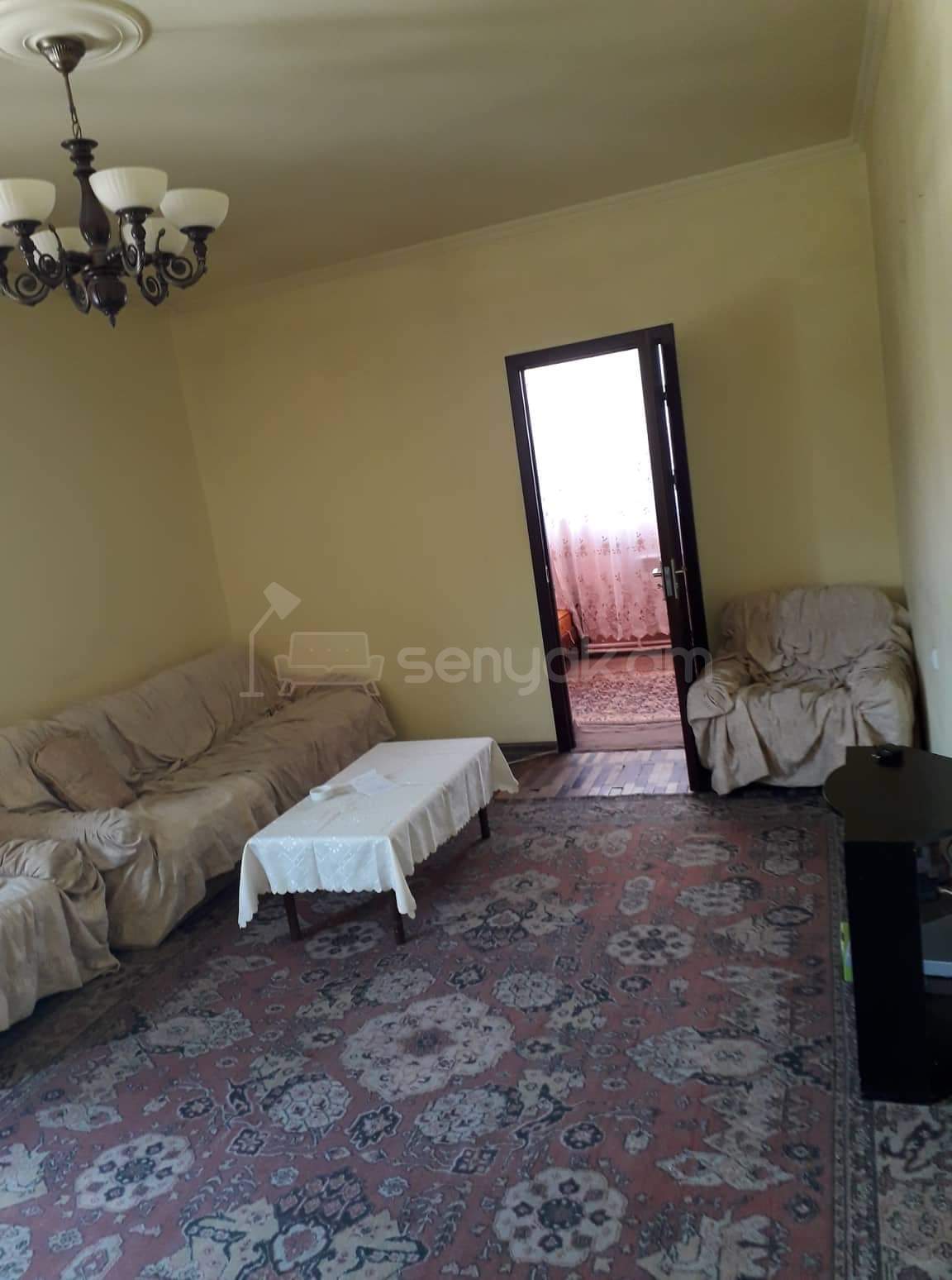 3 Սենյականոց Բնակարան, 70քմ, 6/9 հարկ, Նորմալ Վիճակում