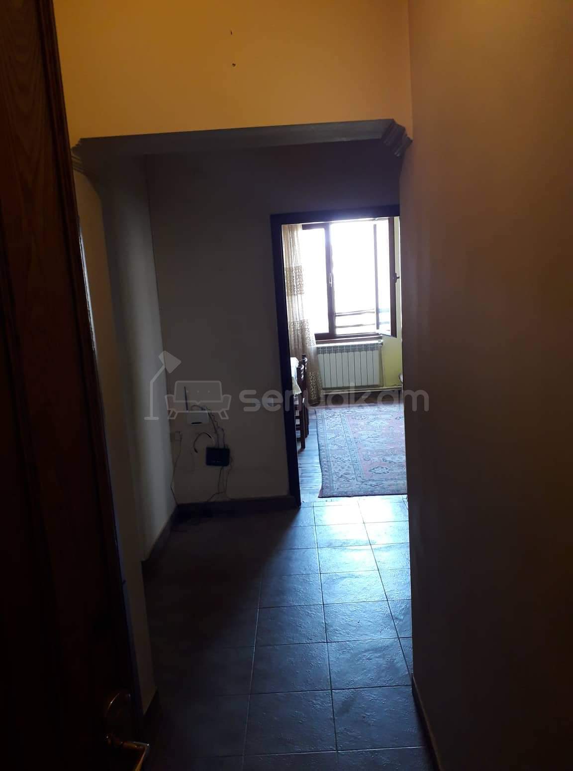 3 Սենյականոց Բնակարան, 70քմ, 6/9 հարկ, Նորմալ Վիճակում