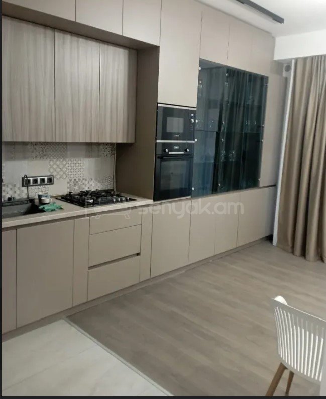 3 Սենյականոց Բնակարան Նորակառույցում, 110քմ, 15/18 հարկ, Կապիտալ Վերանորոգված, Կահավորված