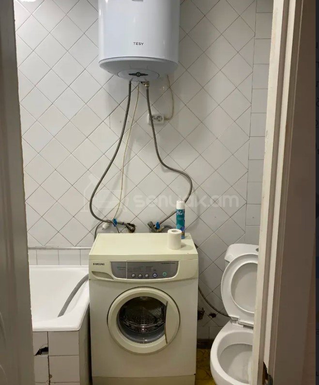 1 Սենյականոց Բնակարան Քարե Շենքում, 50քմ, 2/5 հարկ, Կապիտալ Վերանորոգված, Կահավորված