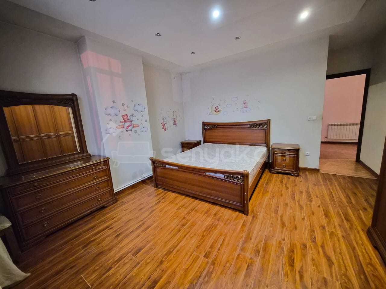 2 Սենյականոց Բնակարան, 100քմ, 8/13 հարկ, Կապիտալ Վերանորոգված, Կահավորված