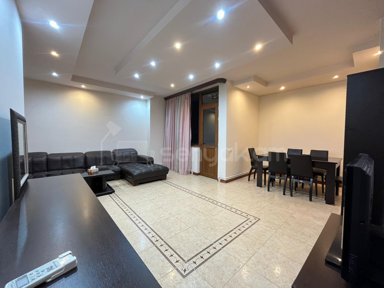 2 Սենյականոց Բնակարան, 100քմ, 8/13 հարկ, Կապիտալ Վերանորոգված, Կահավորված