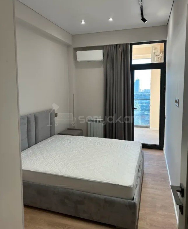 2 Սենյականոց Բնակարան Նորակառույցում, 50քմ, 9/16 հարկ, Դիզայներական Վերանորոգված, Կահավորված