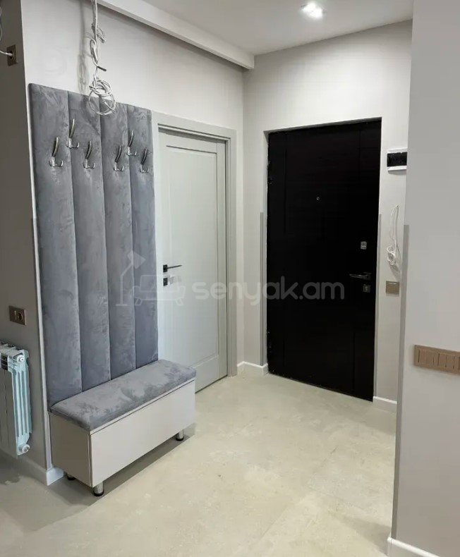 2 Սենյականոց Բնակարան Նորակառույցում, 50քմ, 9/16 հարկ, Դիզայներական Վերանորոգված, Կահավորված