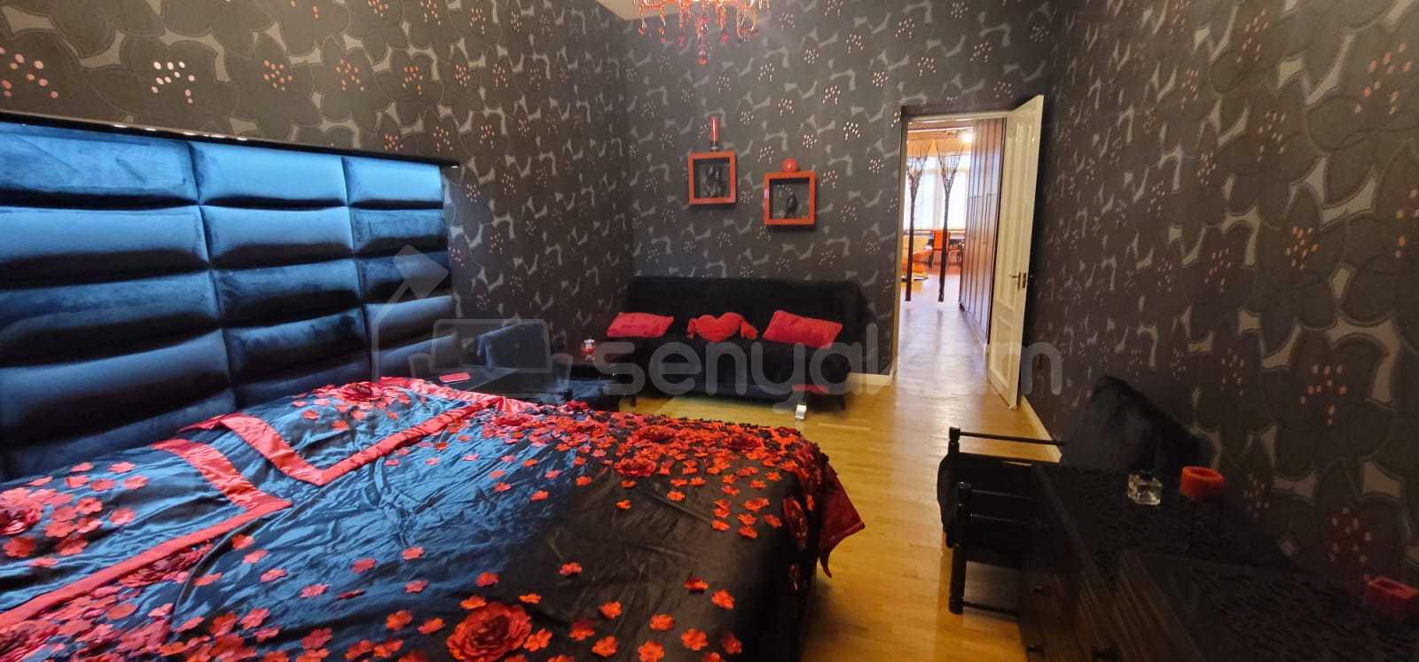 2 Սենյականոց Բնակարան Քարե Շենքում, 85քմ, 2/5 հարկ, Դիզայներական Վերանորոգված, Կահավորված, Արևկող