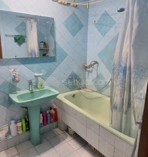 3 Սենյականոց Բնակարան Քարե Շենքում, 80քմ, 4/5 հարկ, Կոսմետիկ Վերանորոգված, Կահավորված, Արևկող