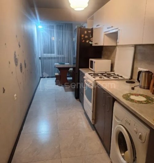 3 Սենյականոց Բնակարան Քարե Շենքում, 80քմ, 4/5 հարկ, Կոսմետիկ Վերանորոգված, Կահավորված, Արևկող