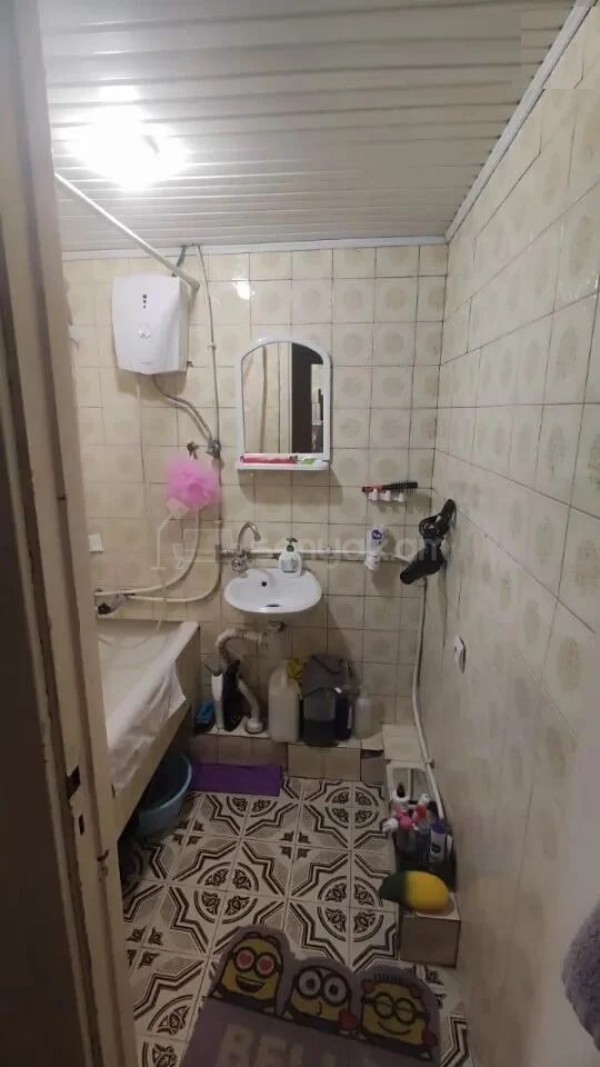 2 Սենյականոց Բնակարան Քարե Շենքում, 45քմ, 2/5 հարկ, Նորմալ Վիճակում