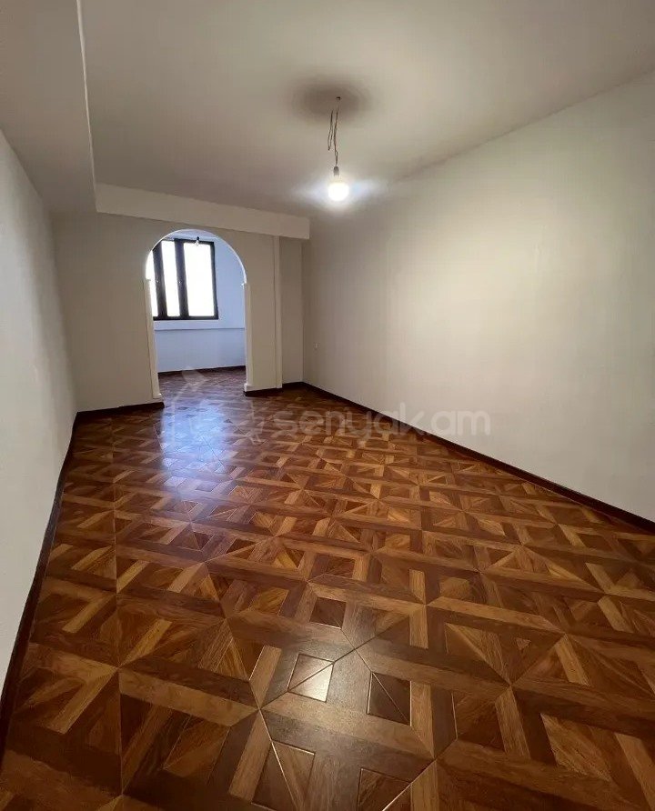 2 Սենյականոց Բնակարան, 67քմ, 7/9 հարկ, Նորմալ Վիճակում